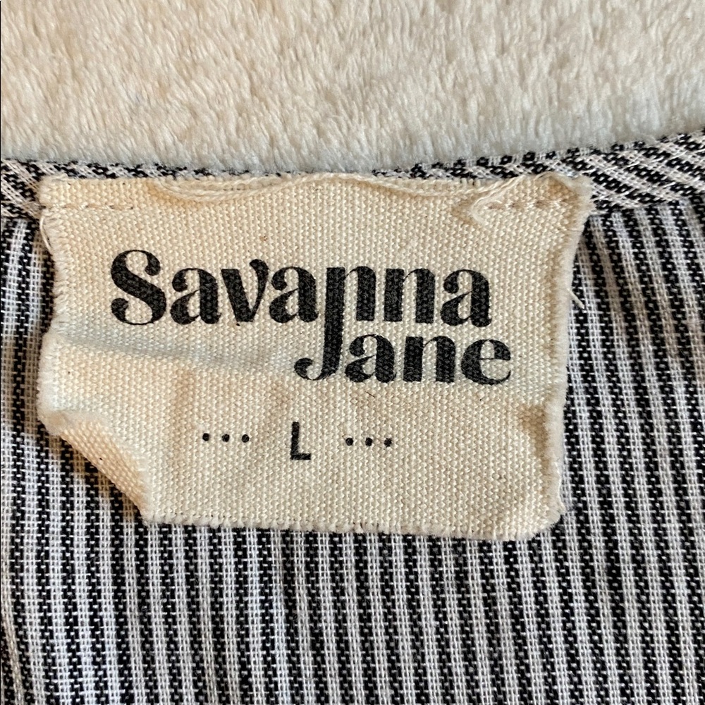 Savannah Jane pinstripe colorful embroidered flutter sleeve v-neck top Sz L - Picture 4 of 9